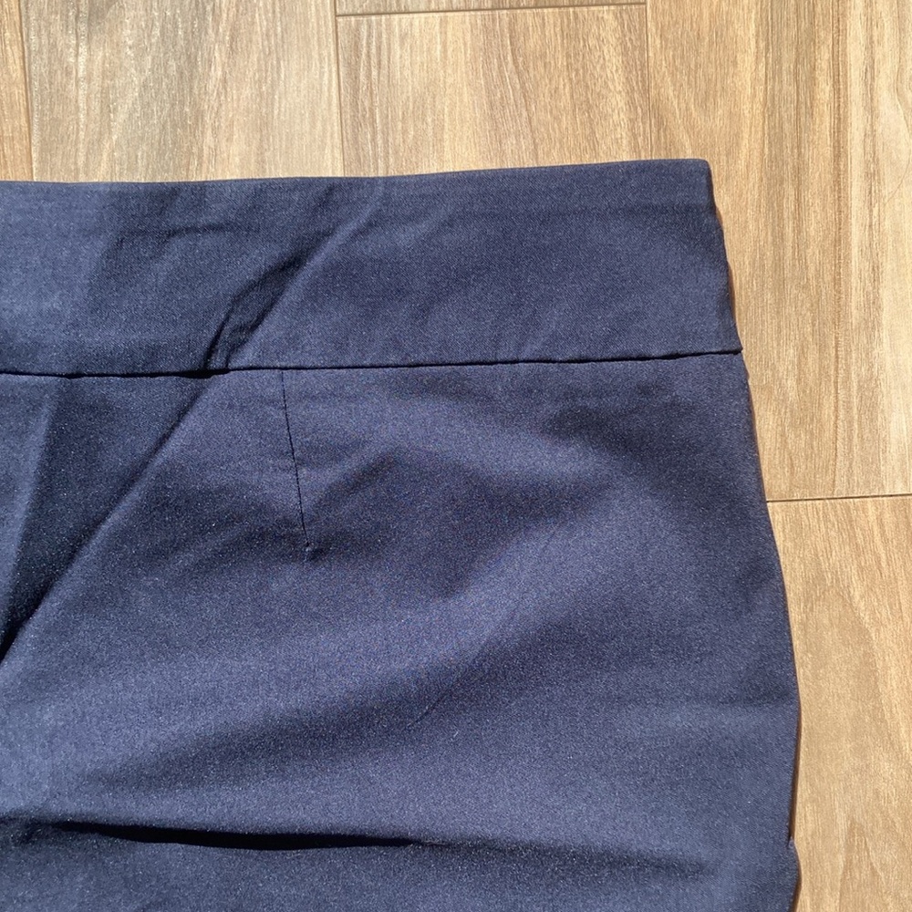Offer$15 Zac & Rachel pull on short with stretch classic navy blue casual 20W - Picture 13 of 14